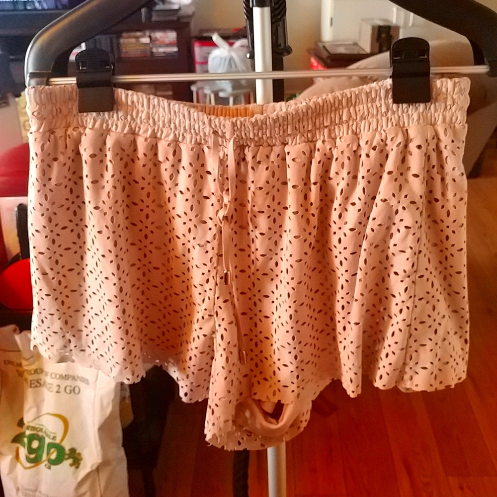 10/$10 Forever 21 Beige Beach Shorts L